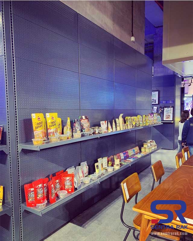 Industrial Design Interior untuk Minimarket 1