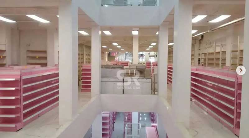 Untungkankah Punya Rak Toko Bernuansa Pink