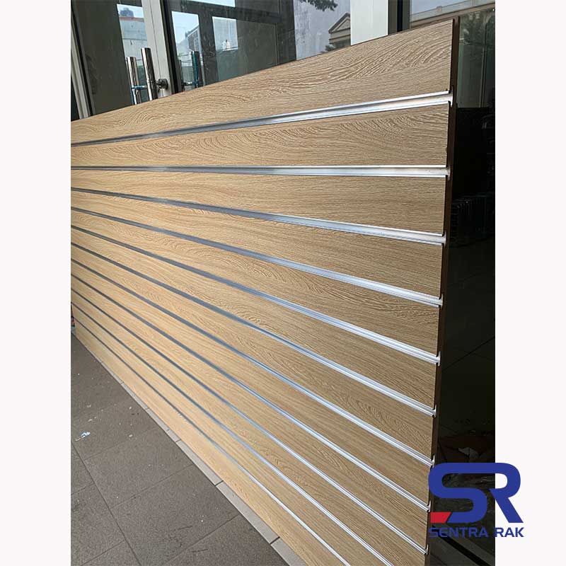 Wooden Slatwall panel L2440 H1220 - Motif Kayu (Wooden) - Image 4