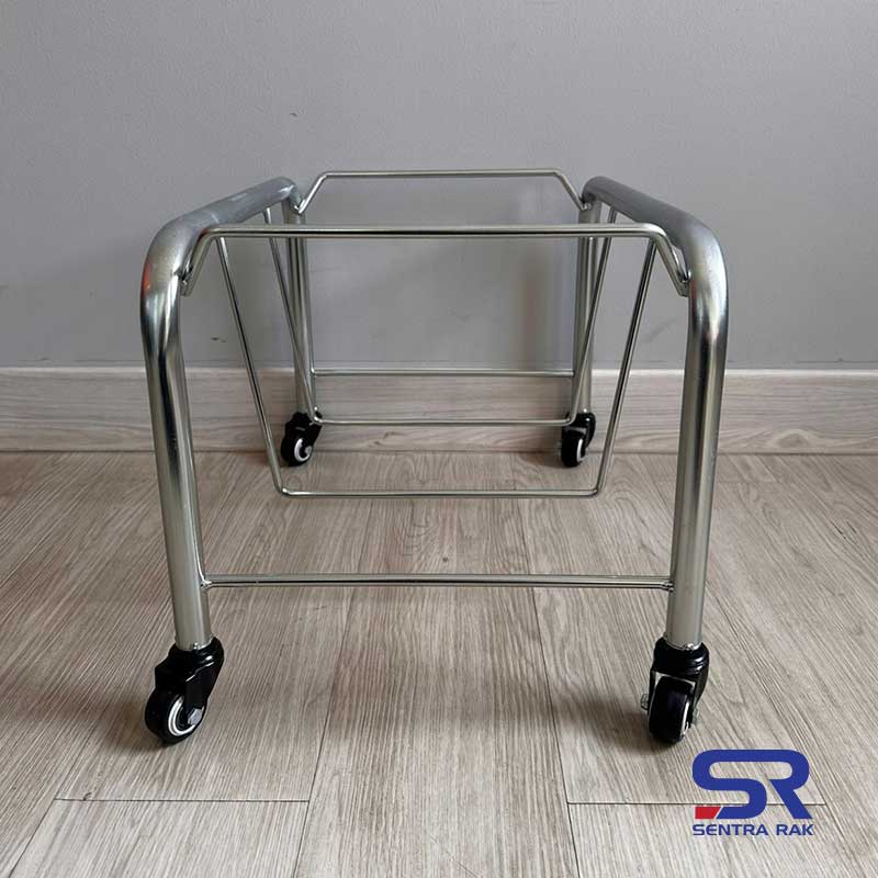 Shoping Basket Display With Wheels - Image 10